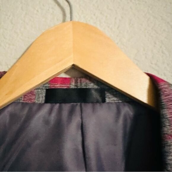 Women’s Oversized Plaid Blazer Gray & Hot Pink Size Large - Picture 7 of 9